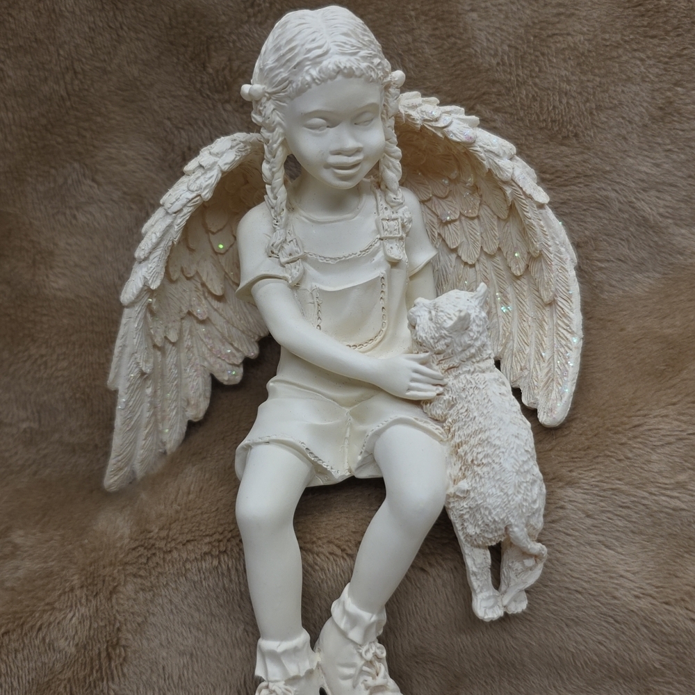 Angelstar Inspiration Love Angel Figurine 2005 Glitter Wings